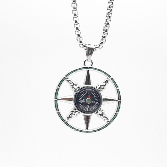 North Star Plain Edge Compass Pendant Chain Necklace