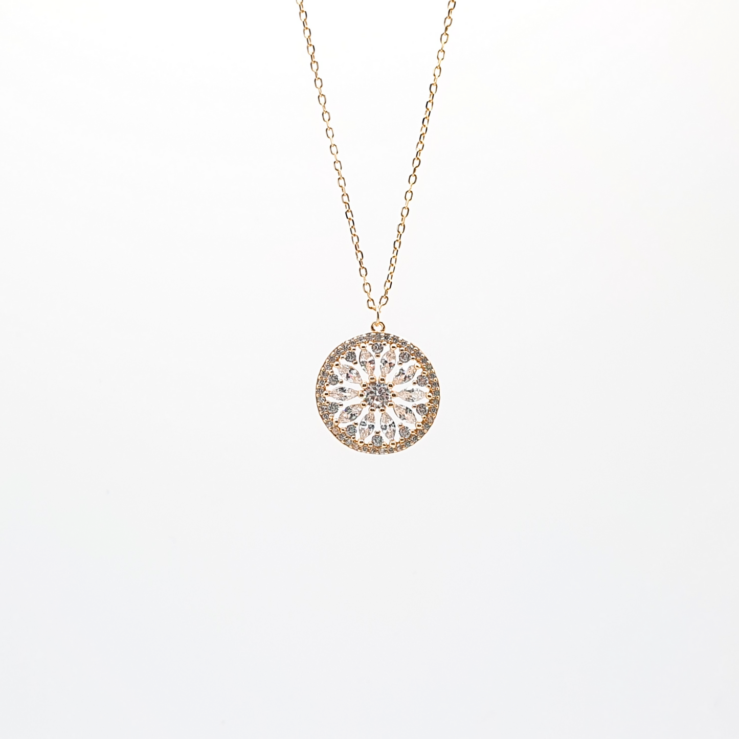 Sparkling Round Flower Jewel Pendant Necklace